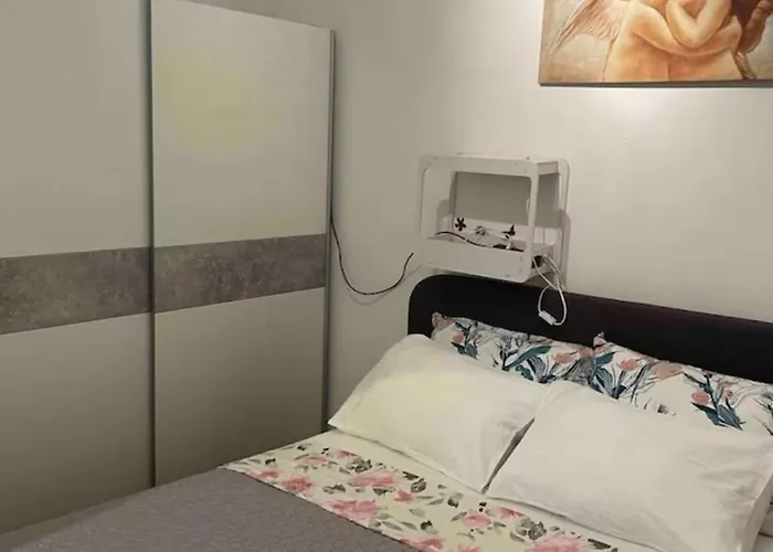 Alma- Vodnjan- Smjestaj Blizina Mora Sa Besplatnim Javnim Parkingom * 沃德年